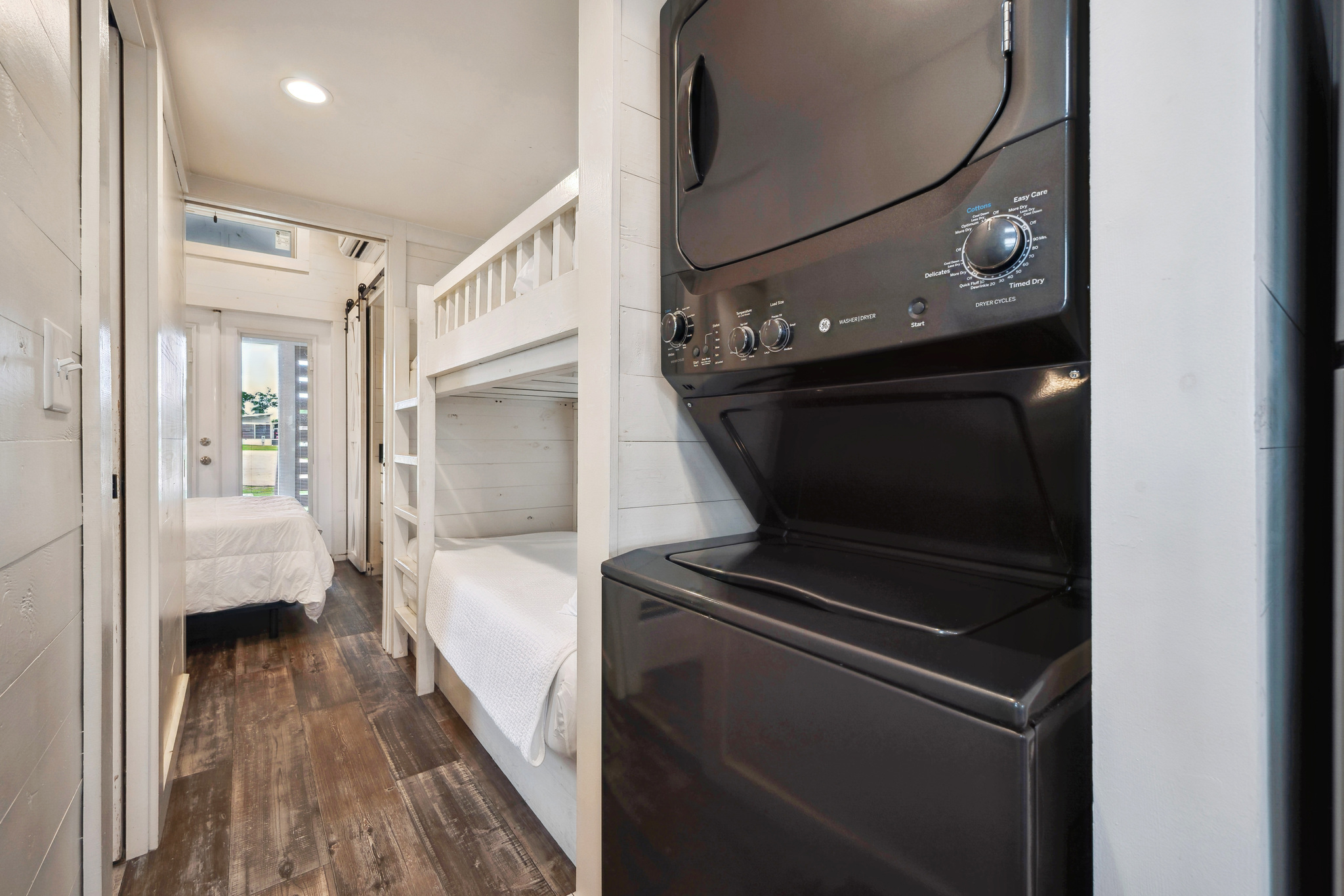 Canoga_Ave_Austin_TX_78724_USA-Bedroom-DSC_6512
