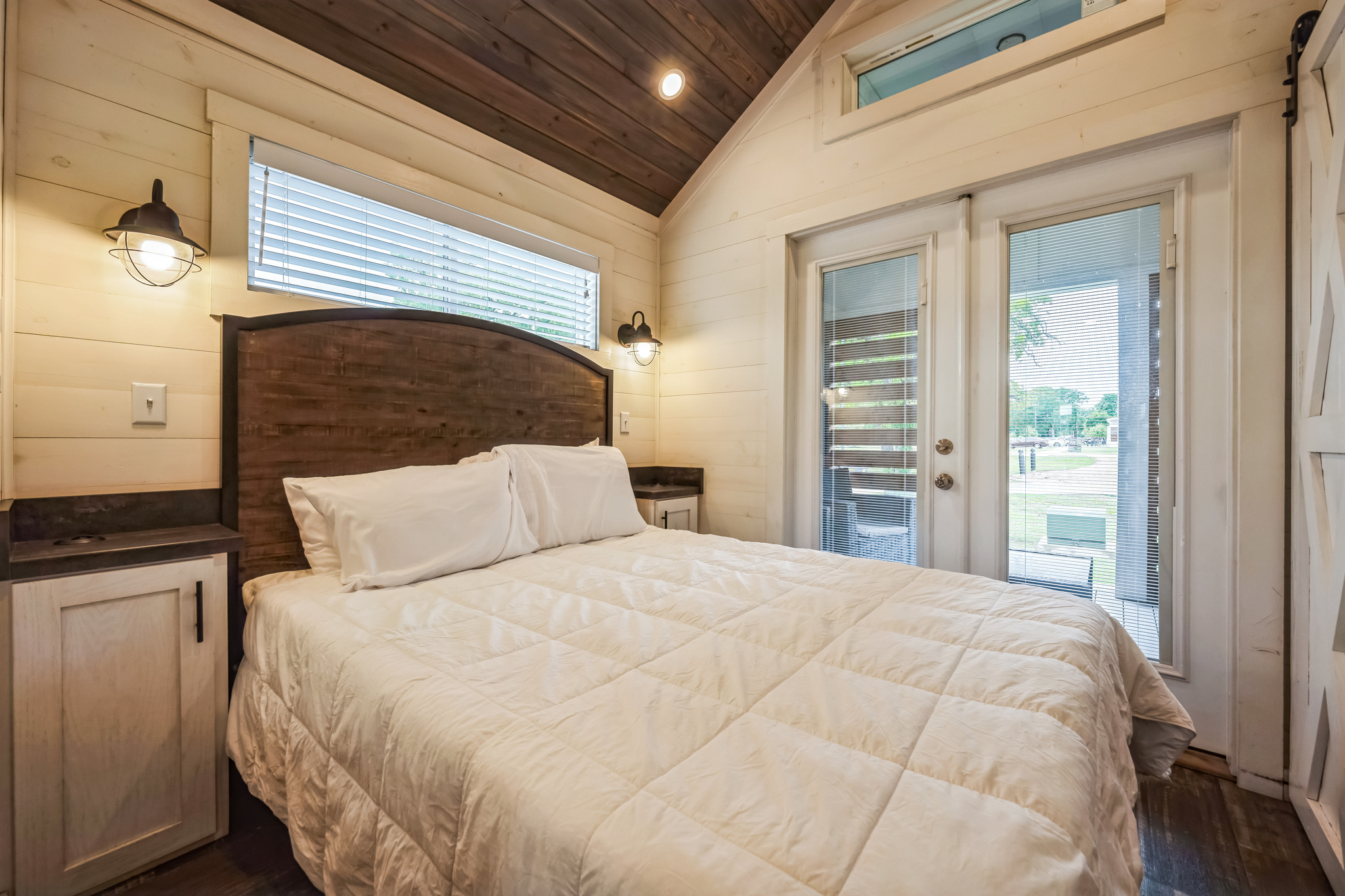 Canoga_Ave_Austin_TX_78724_USA-Bedroom-DSC_6518