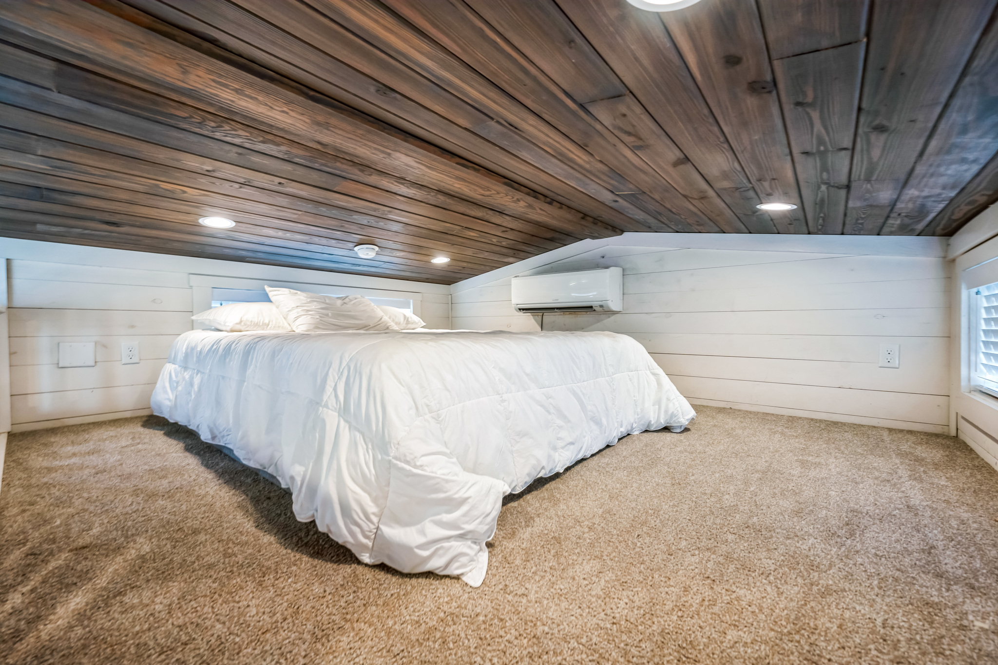 Canoga_Ave_Austin_TX_78724_USA-Bedroom-DSC_6709