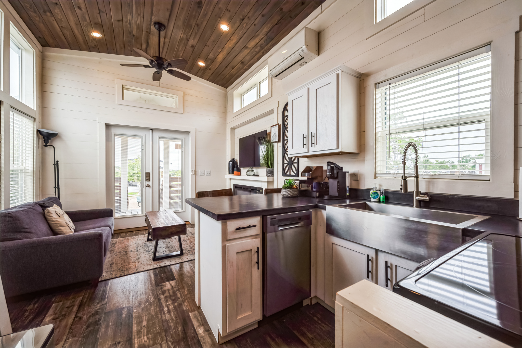Canoga_Ave_Austin_TX_78724_USA-Kitchen-DSC_6548