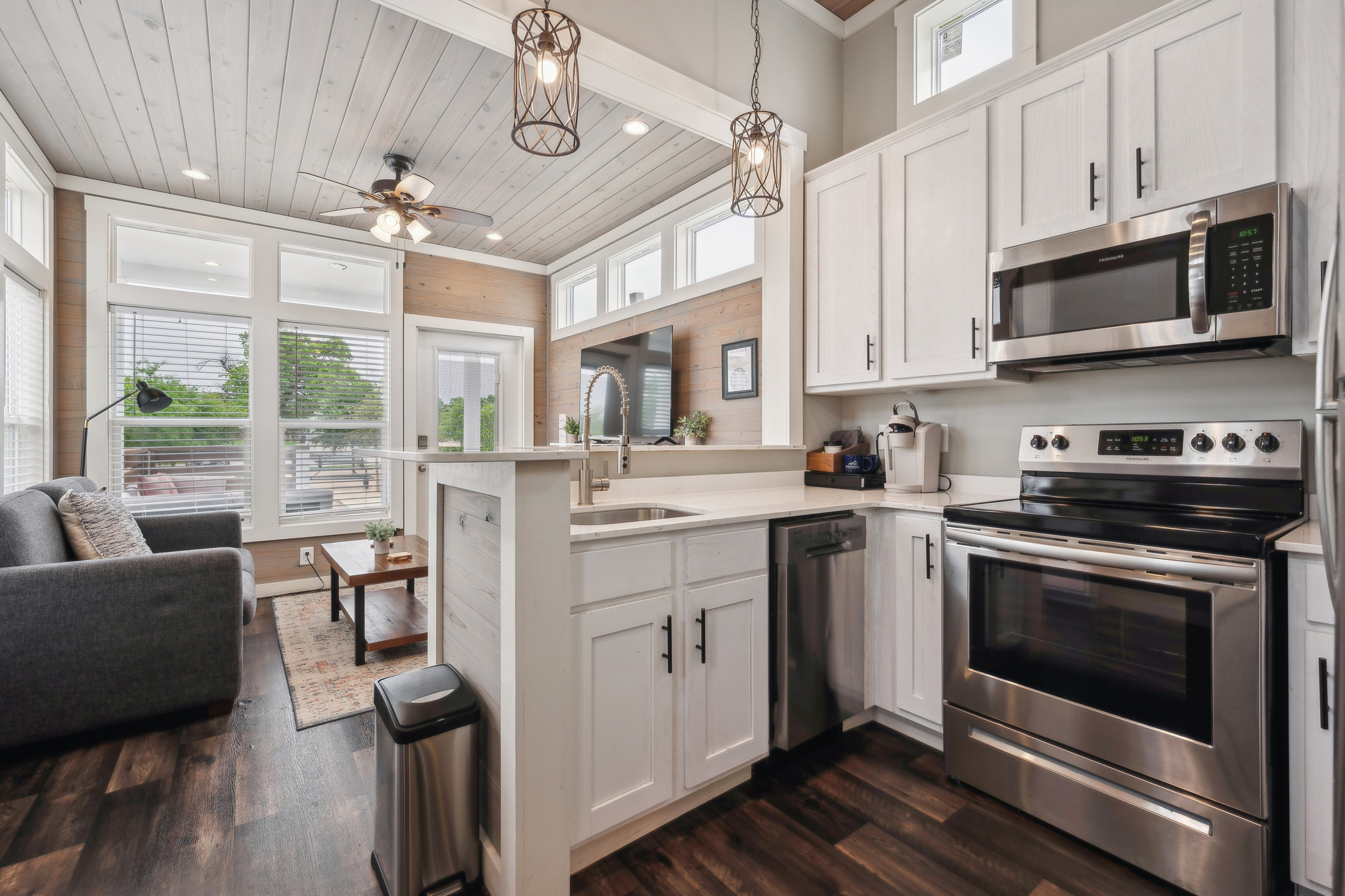 Canoga_Ave_Austin_TX_78724_USA-Kitchen-DSC_6680